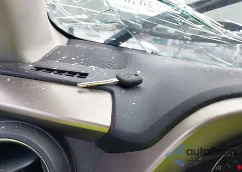 2013 Toyota Rav4 Xle z USA, uszkodzony, nr VIN JTMWFREV4D5007270